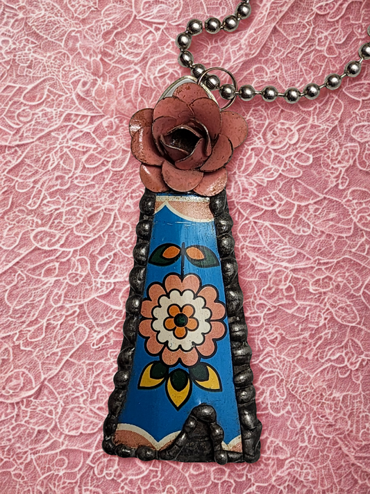 Floral Teepee Pendant Necklace with Pink Flower