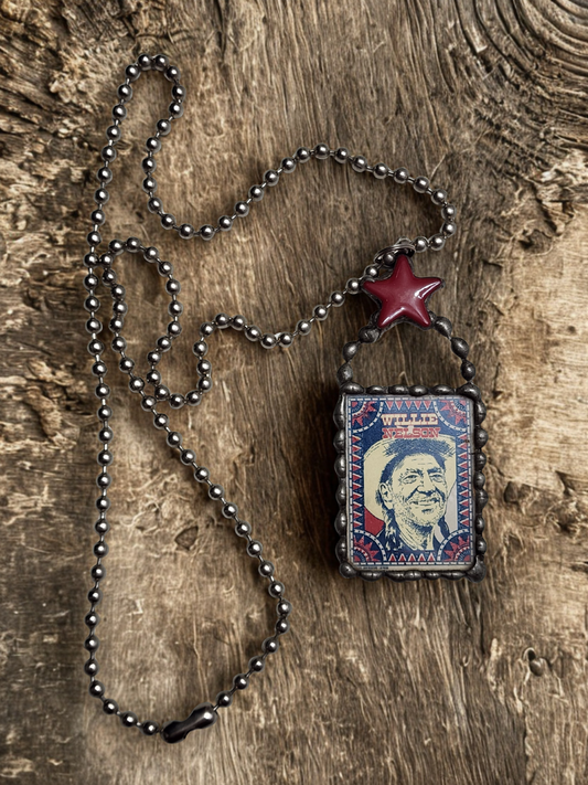 Willie Nelson Pendant Necklace – Red Star Edition
